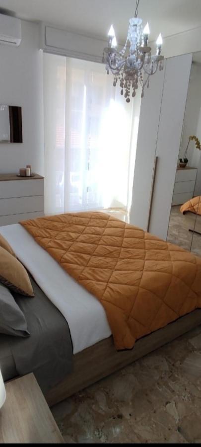 Appartamento Delizioso Con Terrazzo In Centro-Delicious Apartment With Terrace Sanremo Eksteriør billede